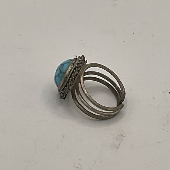 “VINTAGE TURQUOISE RING”. Southwestern Silver Turquoise Ring. - Picture 5 of 9